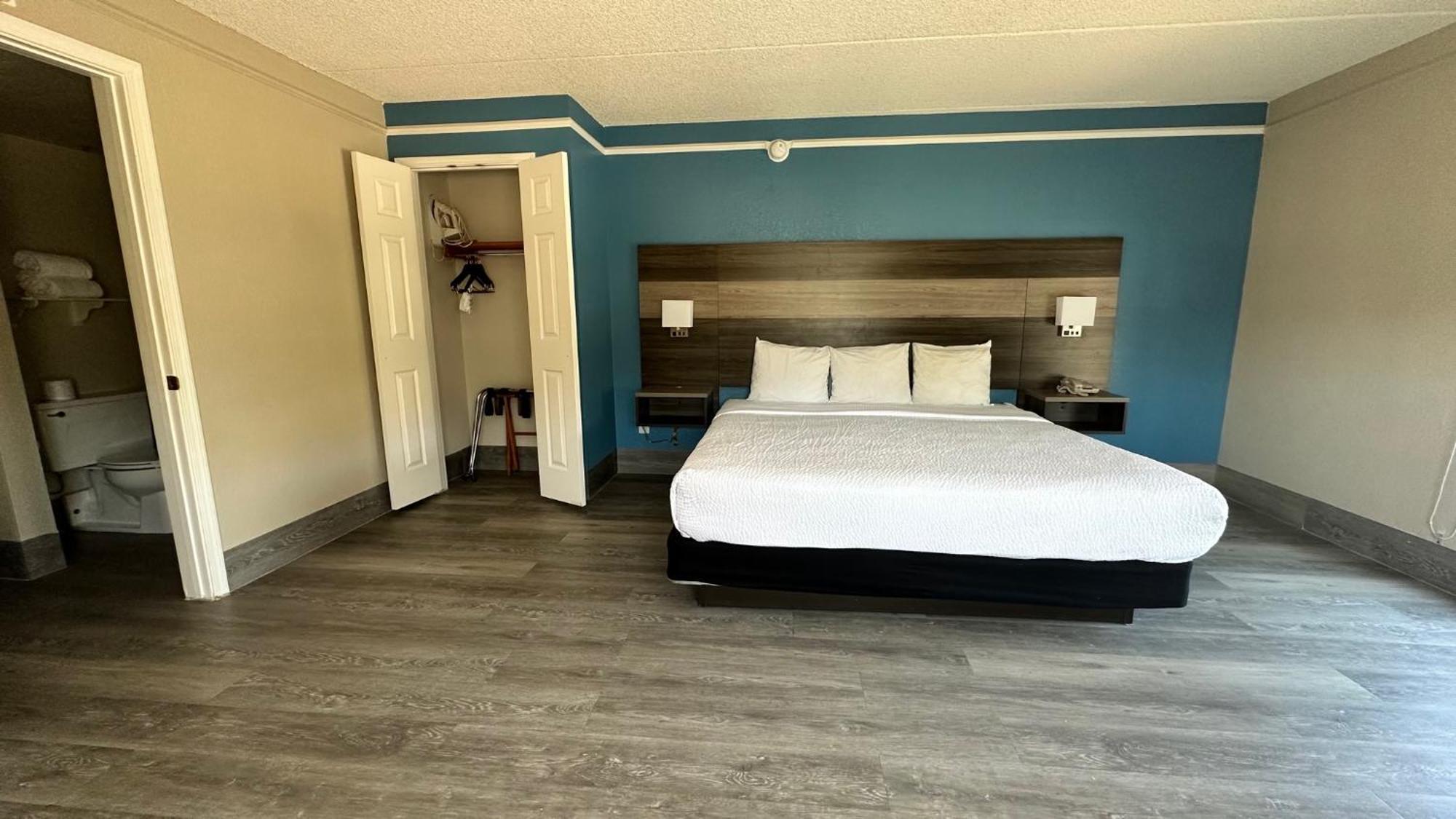Days By Wyndham San Diego Hotel 3*