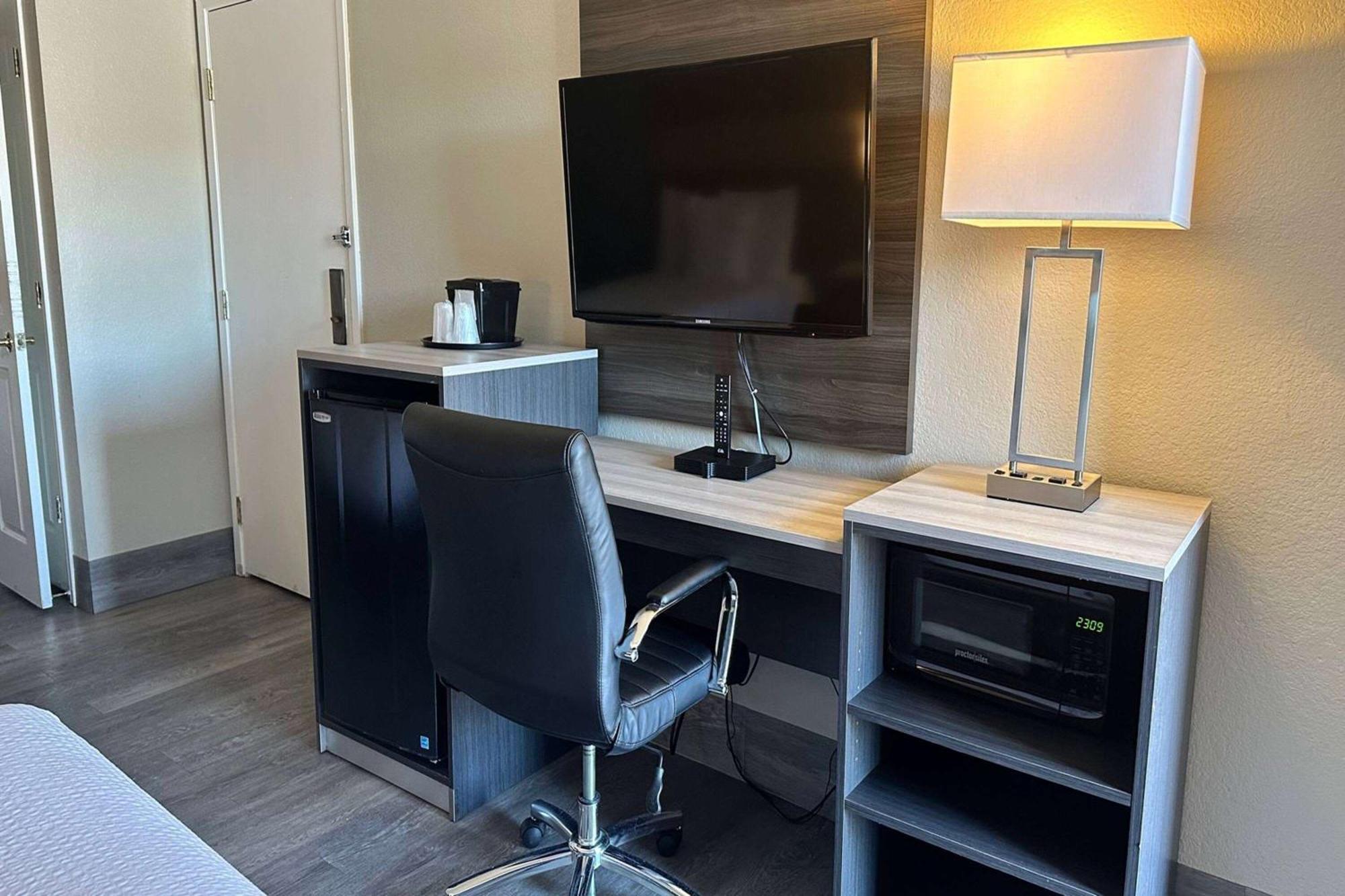 Days By Wyndham San Diego Hotel 3*