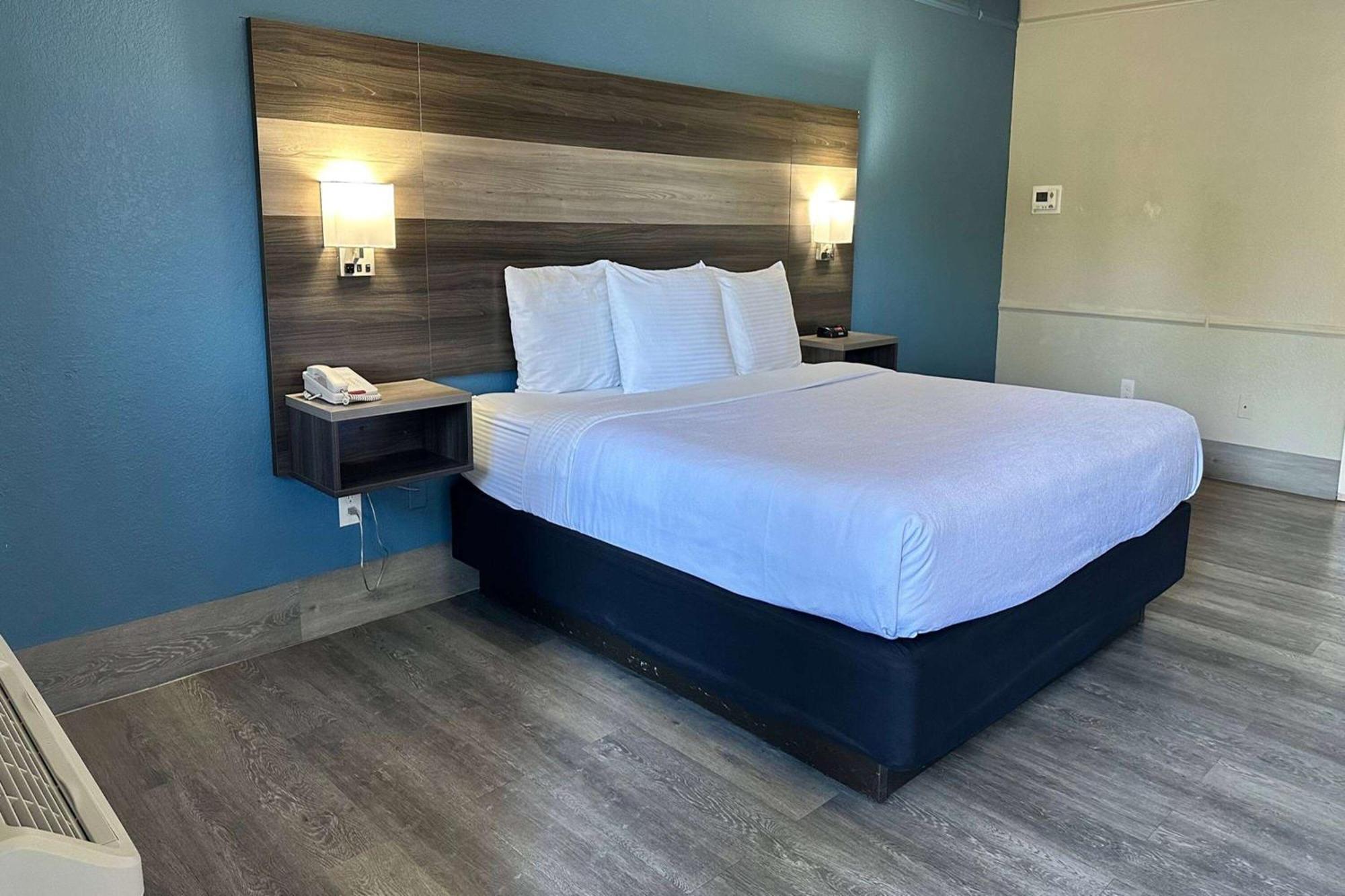 Days By Wyndham San Diego 3* Vista