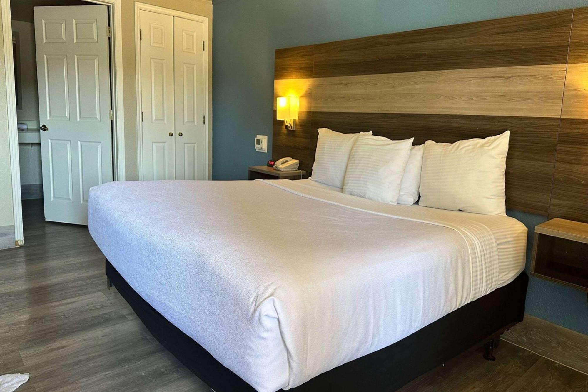 Days By Wyndham San Diego 3*